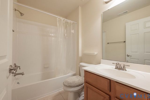 10523 Tea Olive Cir, New Kent, VA 23140