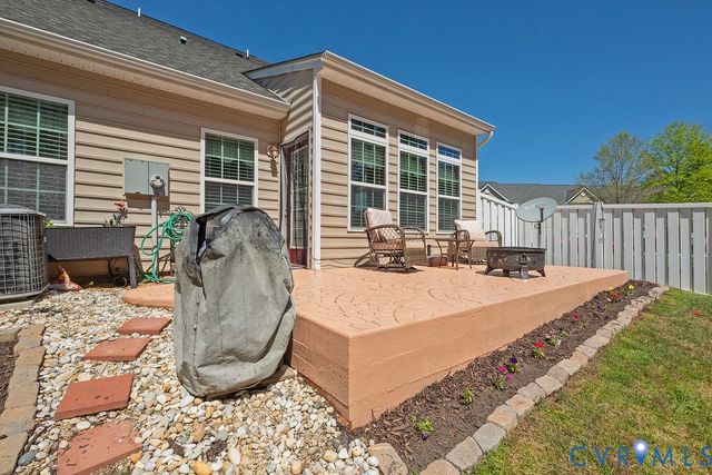 10523 Tea Olive Cir, New Kent, VA 23140