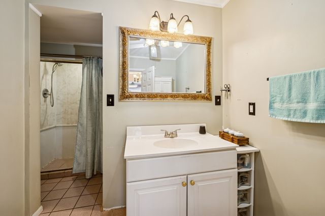 802 Water St, Livingston, TN 38570