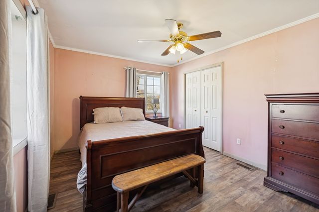 802 Water St, Livingston, TN 38570