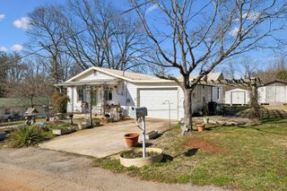 802 Water St, Livingston, TN 38570