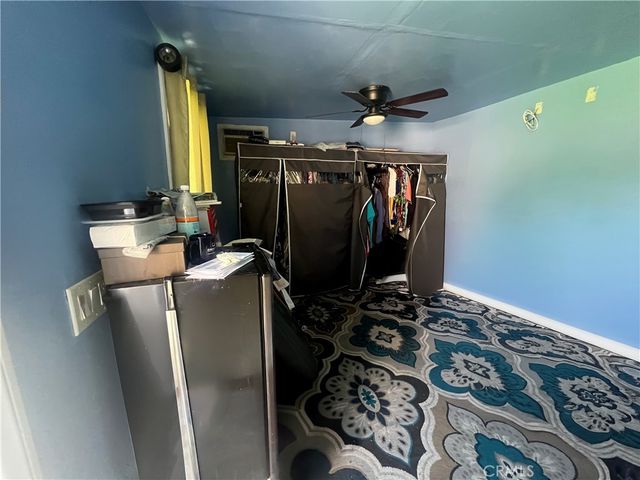 822 S Chester, Compton, CA 90221