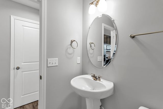 394 Longleaf Lane, Greenfield, IN 46140
