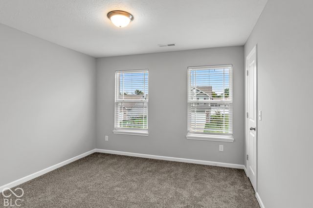 394 Longleaf Lane, Greenfield, IN 46140