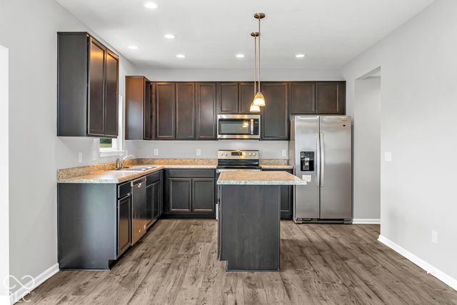 394 Longleaf Lane, Greenfield, IN 46140