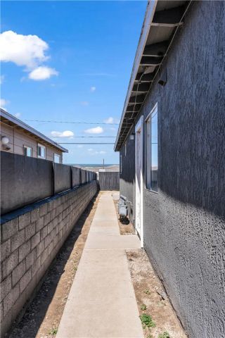813 E Fredricks Street, Barstow, CA 92311