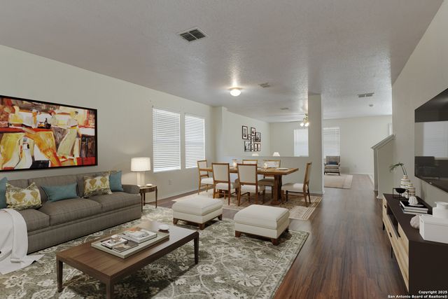 6722 Loma Vino, San Antonio, TX 78233