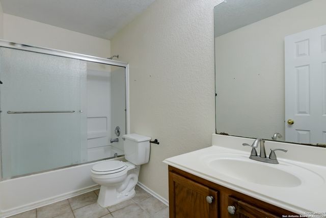 6722 Loma Vino, San Antonio, TX 78233