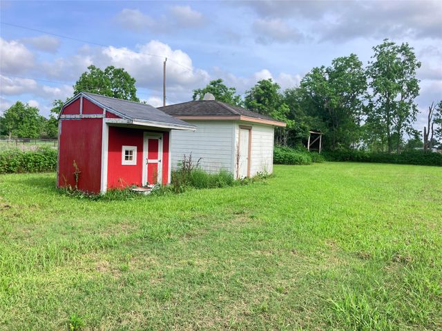 13007 28th Street, Santa Fe, TX 77510