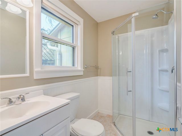 351 N Guenther Avenue, New Braunfels, TX 78130