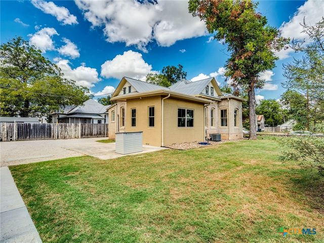 351 N Guenther Avenue, New Braunfels, TX 78130