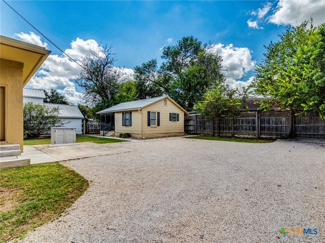 351 N Guenther Avenue, New Braunfels, TX 78130
