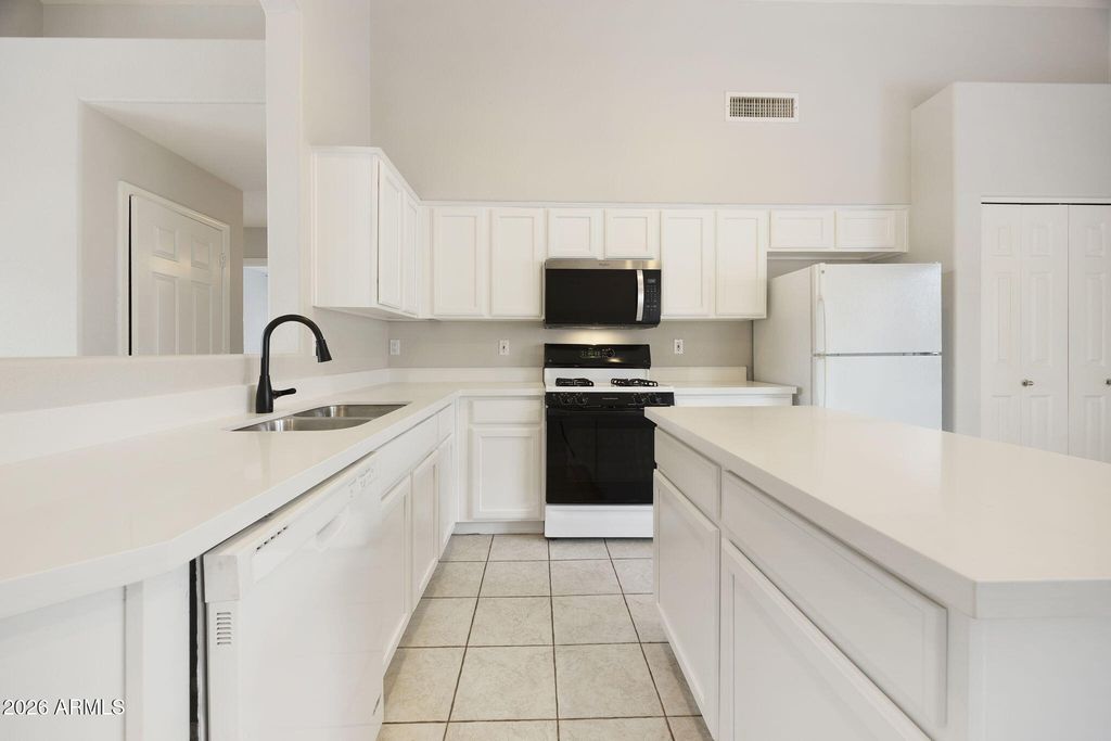 1705 W Muirwood Drive, Phoenix, AZ 85045 — photo 3