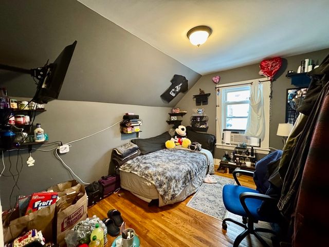 90 Sherdian St, Lynn, MA 01902