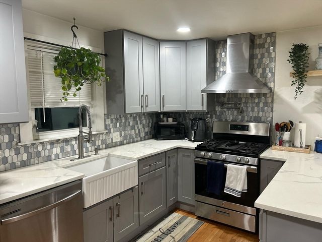 90 Sherdian St, Lynn, MA 01902