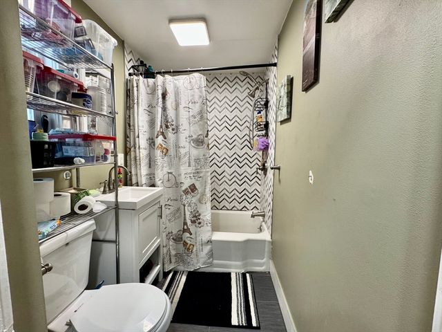 90 Sherdian St, Lynn, MA 01902