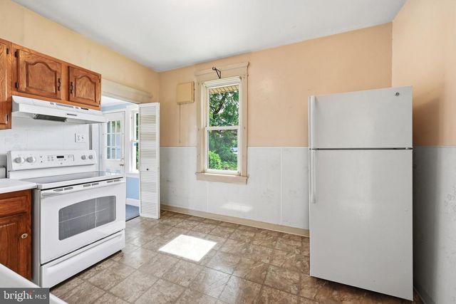 3004 CRESCENT BLVD, Haddon Township, NJ 08107