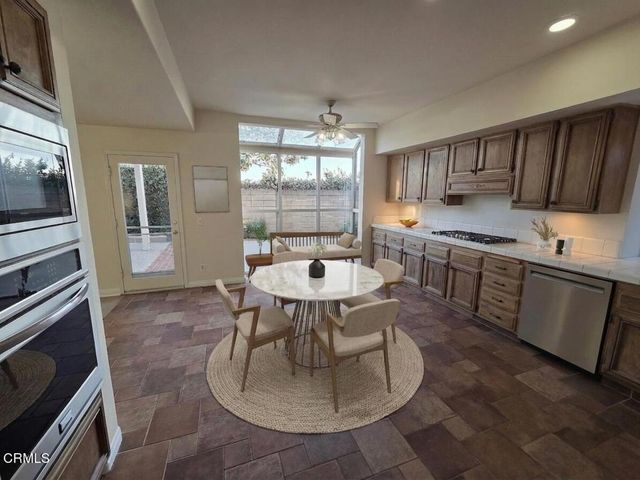 7826 Barstow Street, Ventura, CA 93004