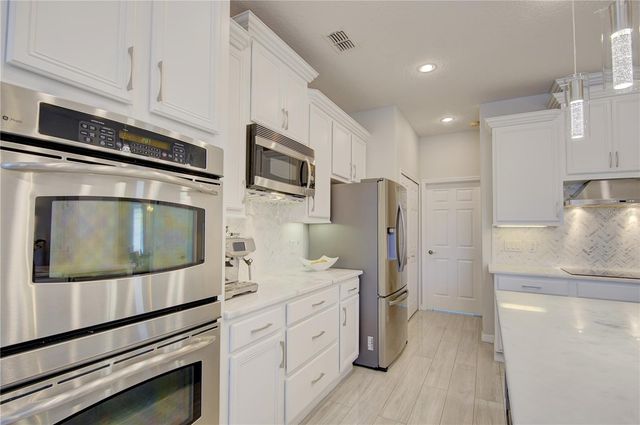 1185 STELLAR DRIVE, Oviedo, FL 32765