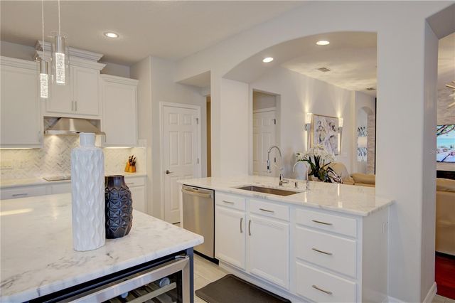 1185 STELLAR DRIVE, Oviedo, FL 32765