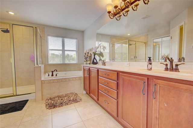 1185 STELLAR DRIVE, Oviedo, FL 32765
