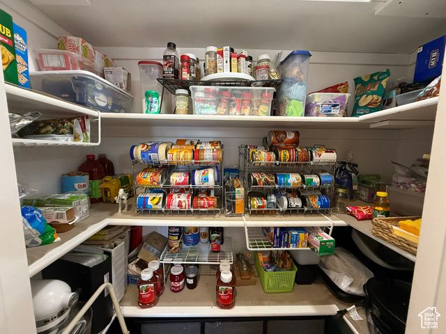 5140 S 2175 W, Roy, UT 84067