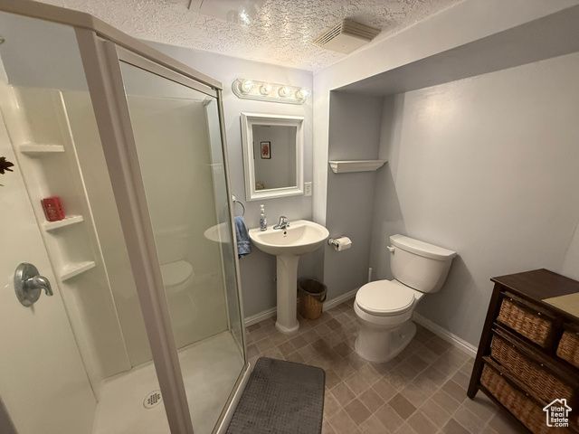 5140 S 2175 W, Roy, UT 84067