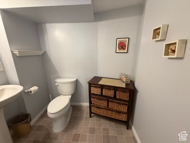 5140 S 2175 W, Roy, UT 84067