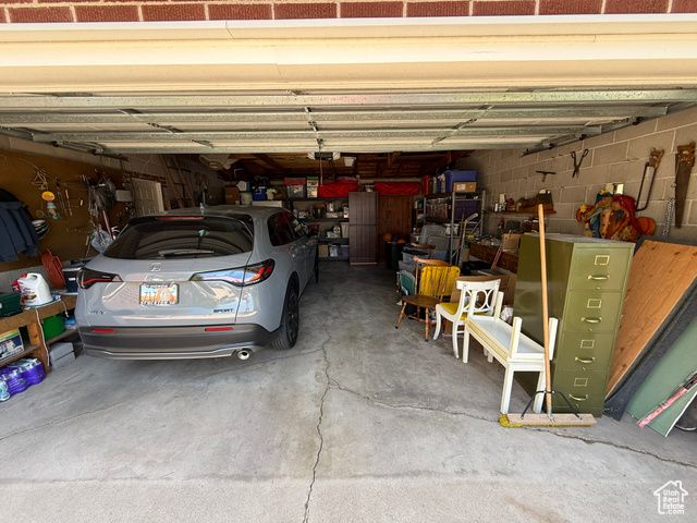 5140 S 2175 W, Roy, UT 84067