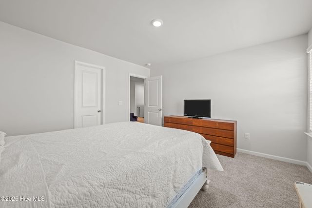 1012 Kellie Court, New Bern, NC 28562