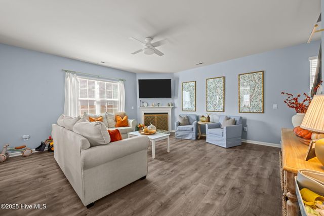 1012 Kellie Court, New Bern, NC 28562