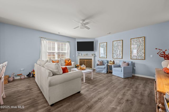 1012 Kellie Court, New Bern, NC 28562