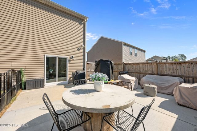 1012 Kellie Court, New Bern, NC 28562