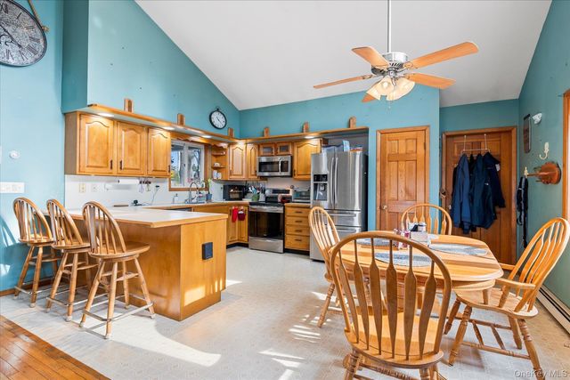 214 Pipe Stave Hollow Road, Mount Sinai, NY 11766