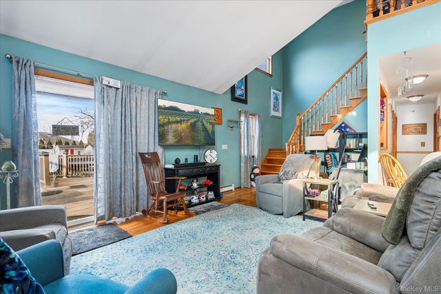 214 Pipe Stave Hollow Road, Mount Sinai, NY 11766