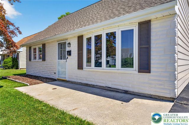 1933 Eastman Avenue, Bethlehem City, PA 18018