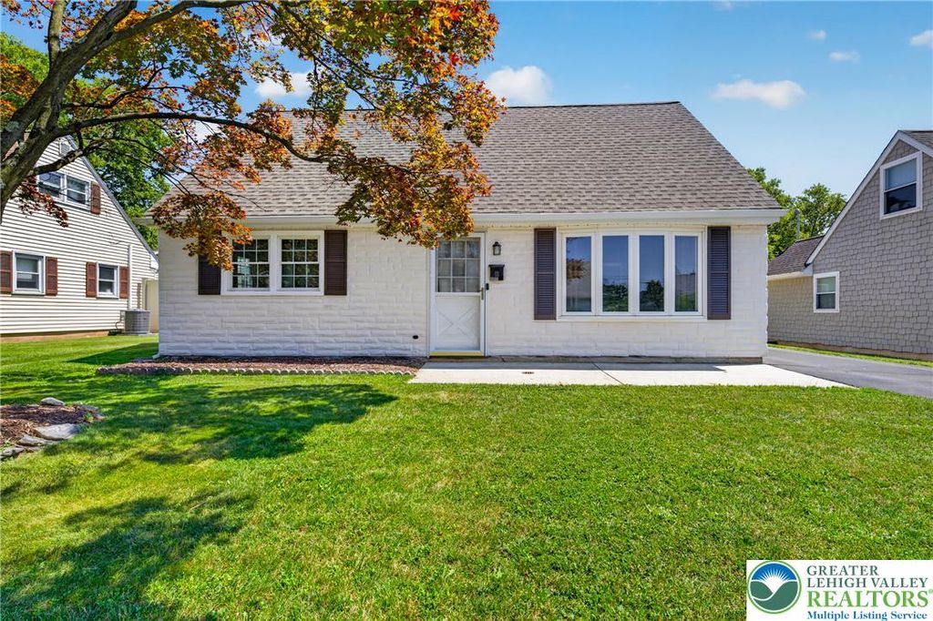 1933 Eastman Avenue, Bethlehem City, PA 18018