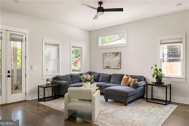 1352 Donnelly Avenue SW, Atlanta, GA 30310