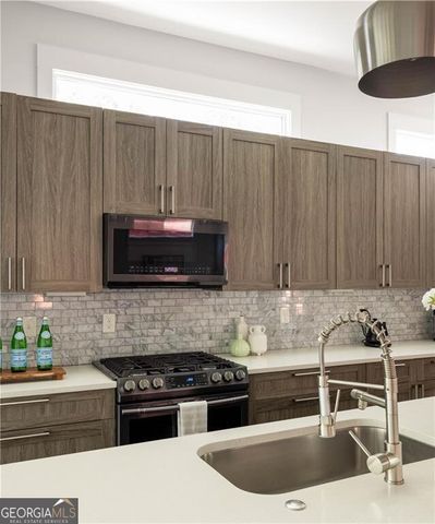 1352 Donnelly Avenue SW, Atlanta, GA 30310