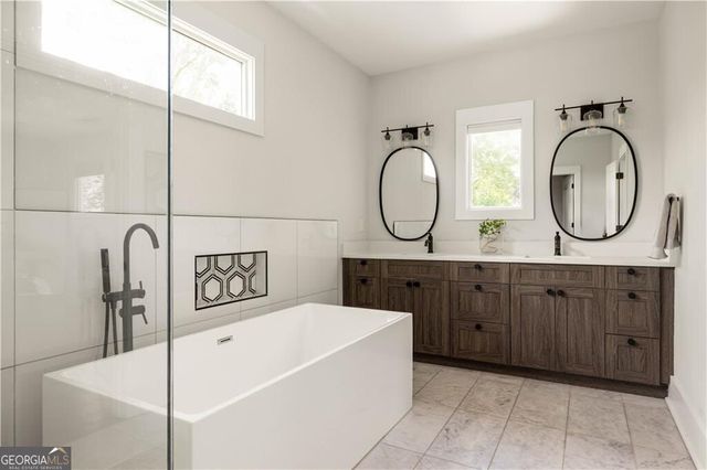 1352 Donnelly Avenue SW, Atlanta, GA 30310