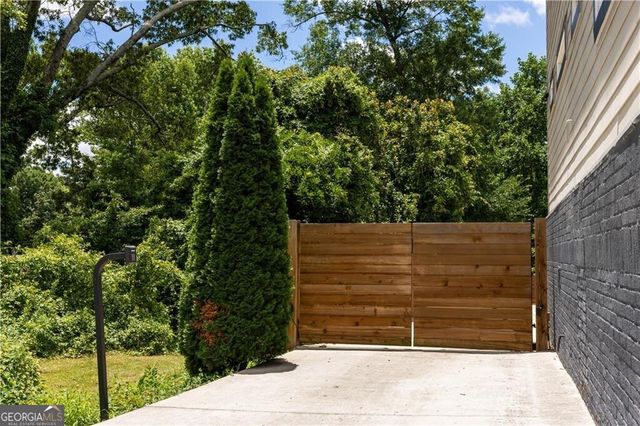 1352 Donnelly Avenue SW, Atlanta, GA 30310