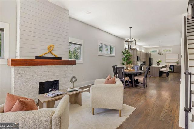 1352 Donnelly Avenue SW, Atlanta, GA 30310