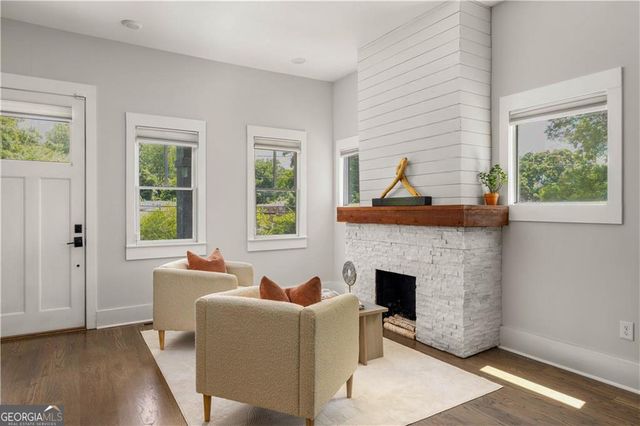 1352 Donnelly Avenue SW, Atlanta, GA 30310