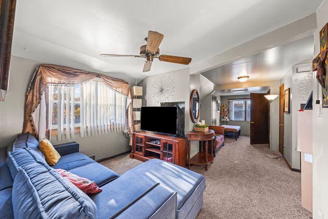 8440 Joliet Road, Mccook, IL 60525