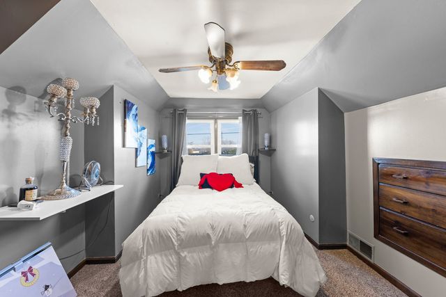 8440 Joliet Road, Mccook, IL 60525