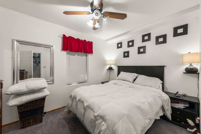 8440 Joliet Road, Mccook, IL 60525