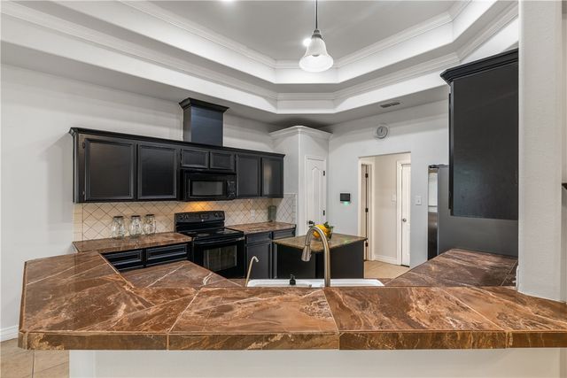 6645 La Bianca Dr, Corpus Christi, TX 78414