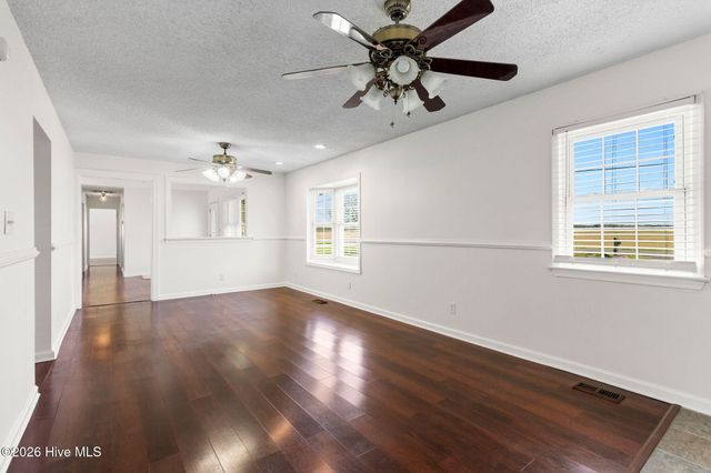 1045 Simpson Ditch Road, Elizabeth City, NC 27909