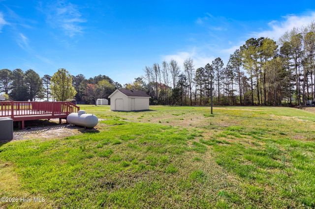 1045 Simpson Ditch Road, Elizabeth City, NC 27909
