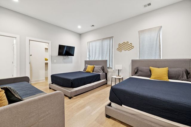 1037D Scovel St, Nashville, TN 37208